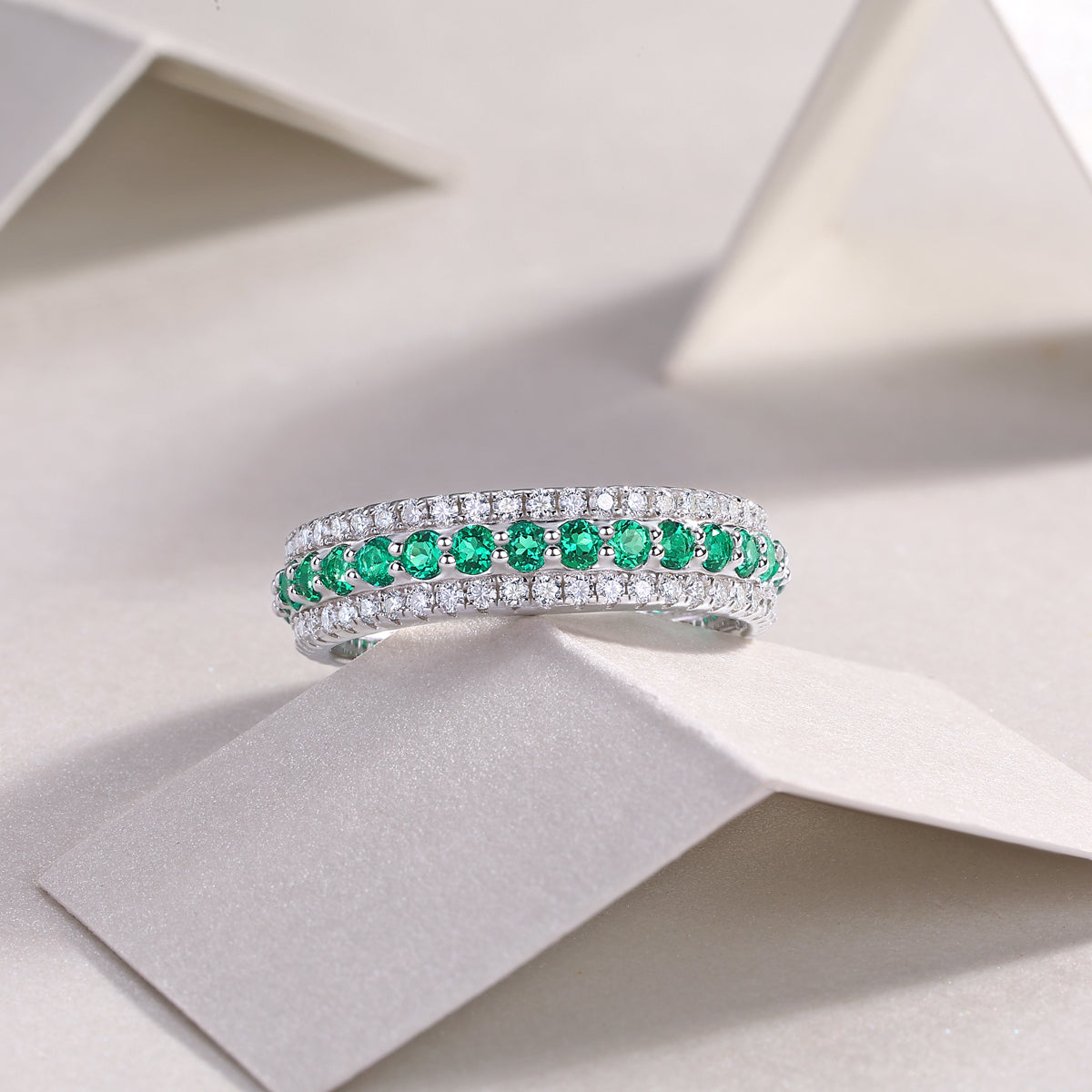 3.6g S925 Sterling Silver Platinum Plated Ring  3 Row Pave Band With Green Gemstones, Dainty Stackable Eternity Promise Ring For Women, Jewelry Gift Box Set