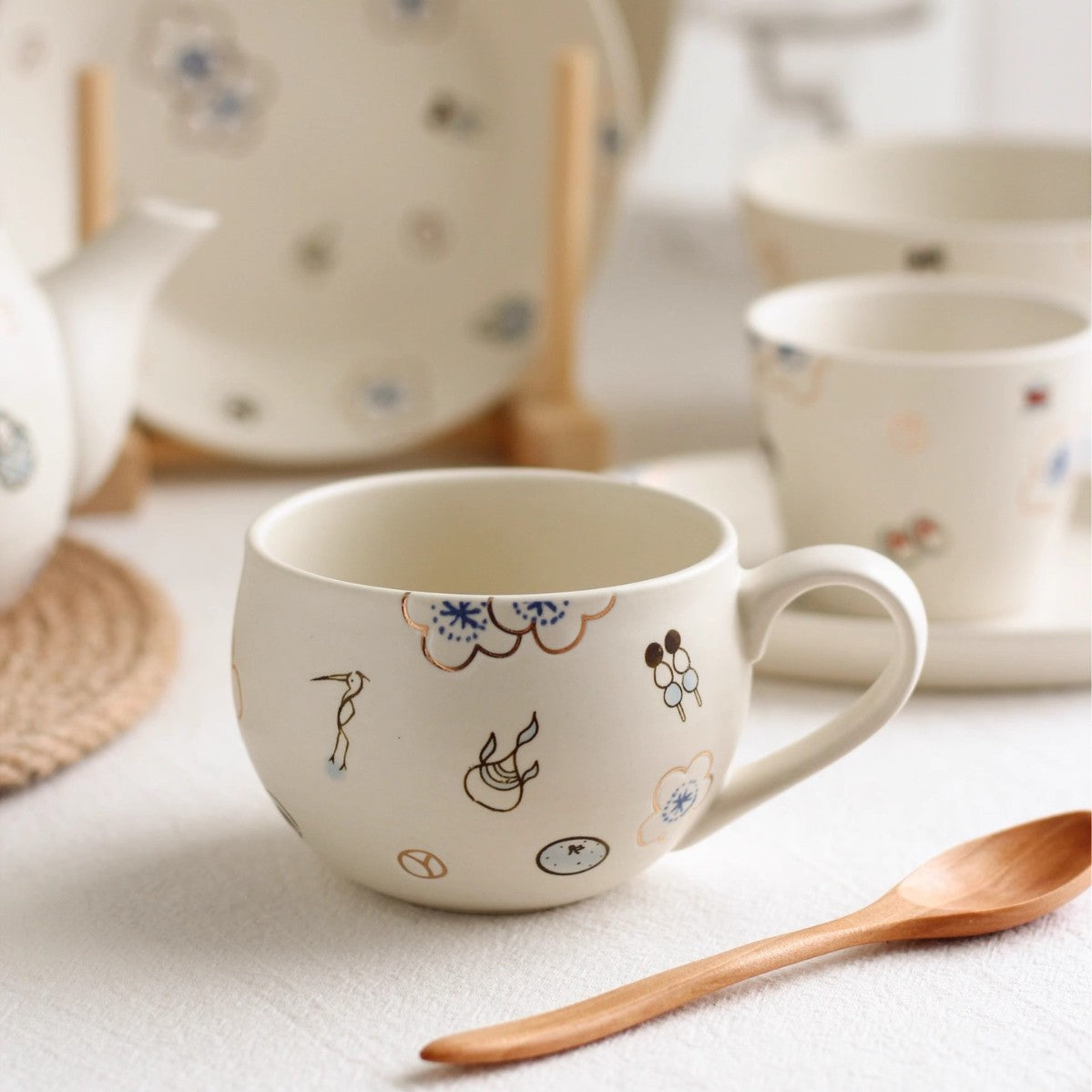 Japanese-style Matching Ceramic Dinnerware And Tea Set