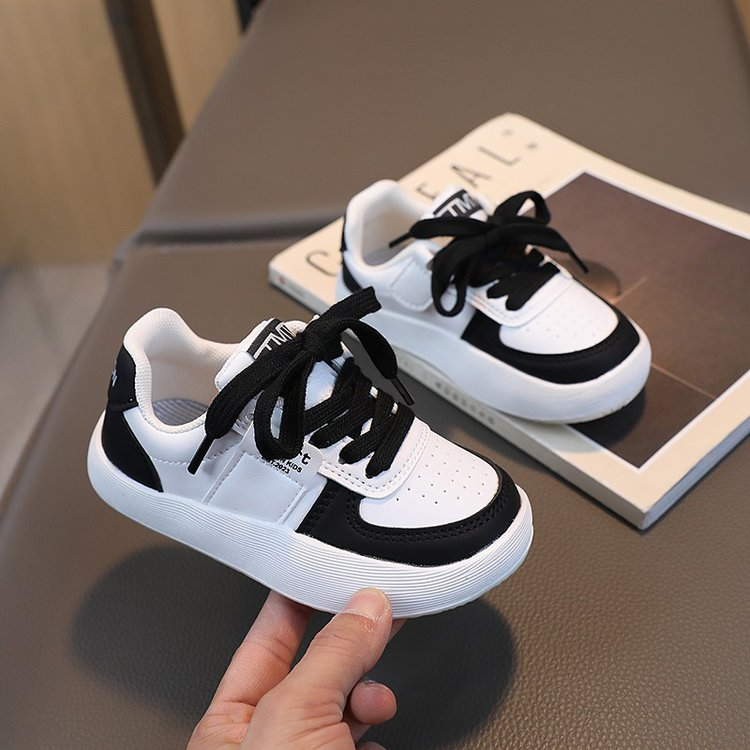 2026 Spring Korean Classic White Sneakers Magic Tape Kids Casual Board Shoes Breathable Non-slip Children Shoes Boys Girls