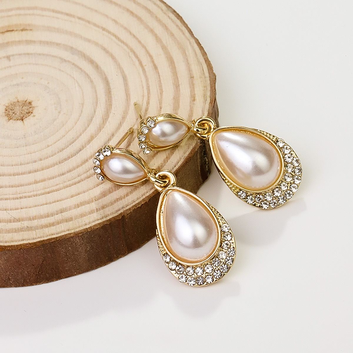 Vintage Niche Pearl Earrings For Women French Korean Style Studs Elegant Luxury Jewelry