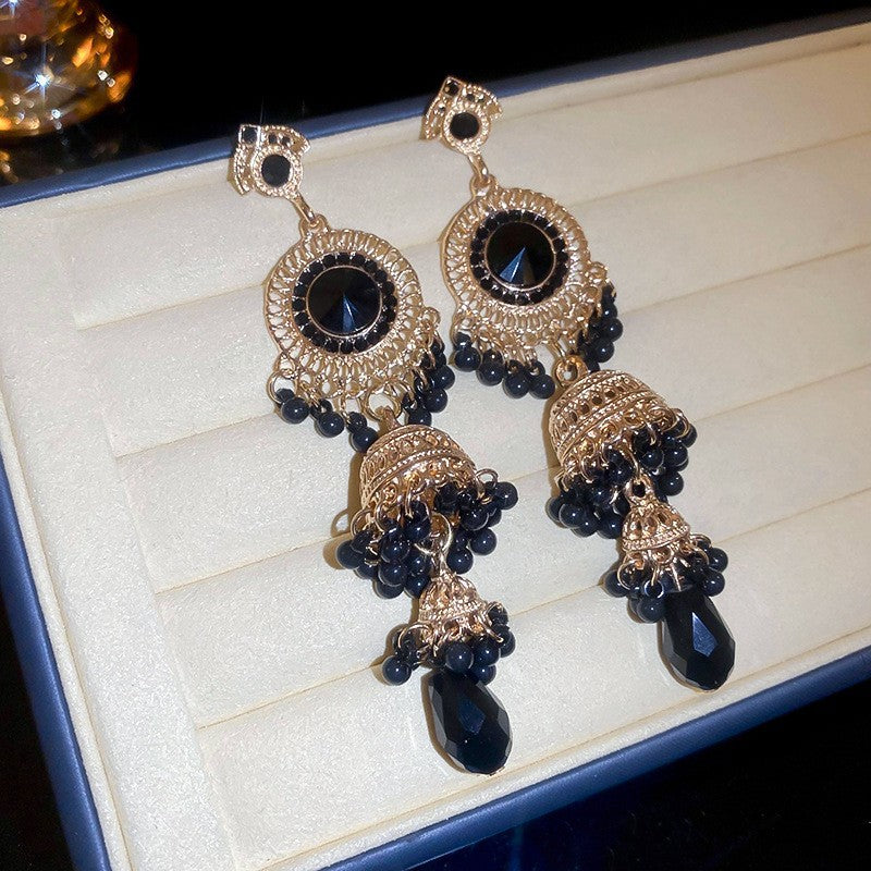 Retro Light Luxury Geometric Earrings - Floral Design With Silver Needle, Wholesale Vintage Fashion Ear Jewelry For Her