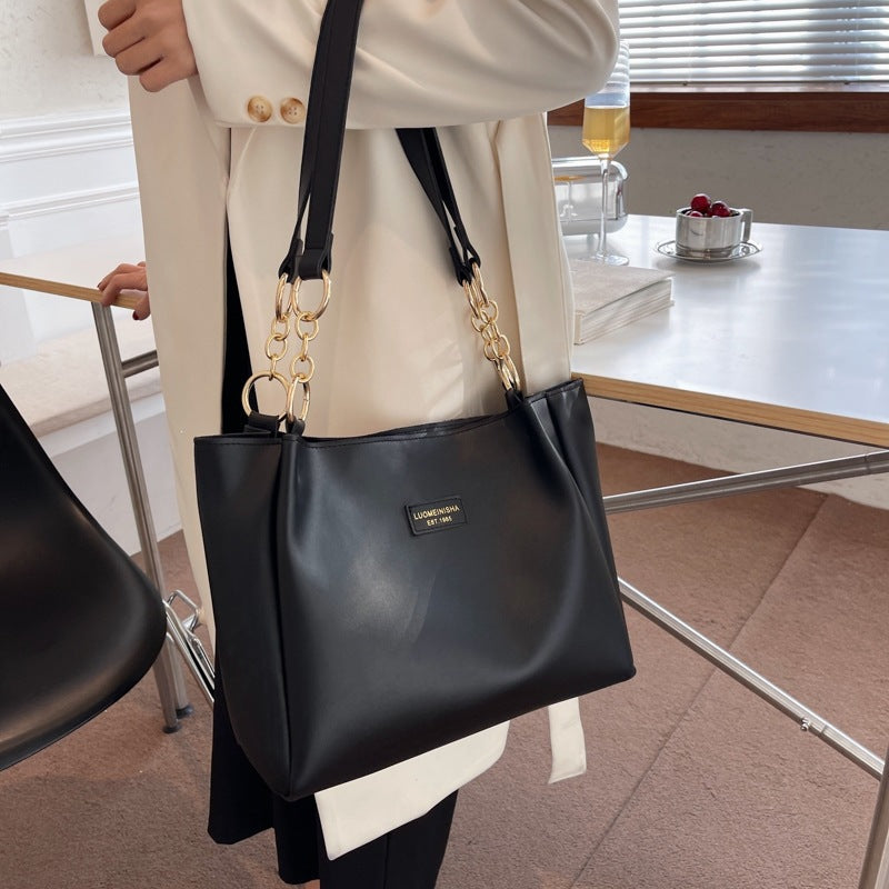 Stylish Korean-style Womens Bag Large Capacity Single-shoulder Design