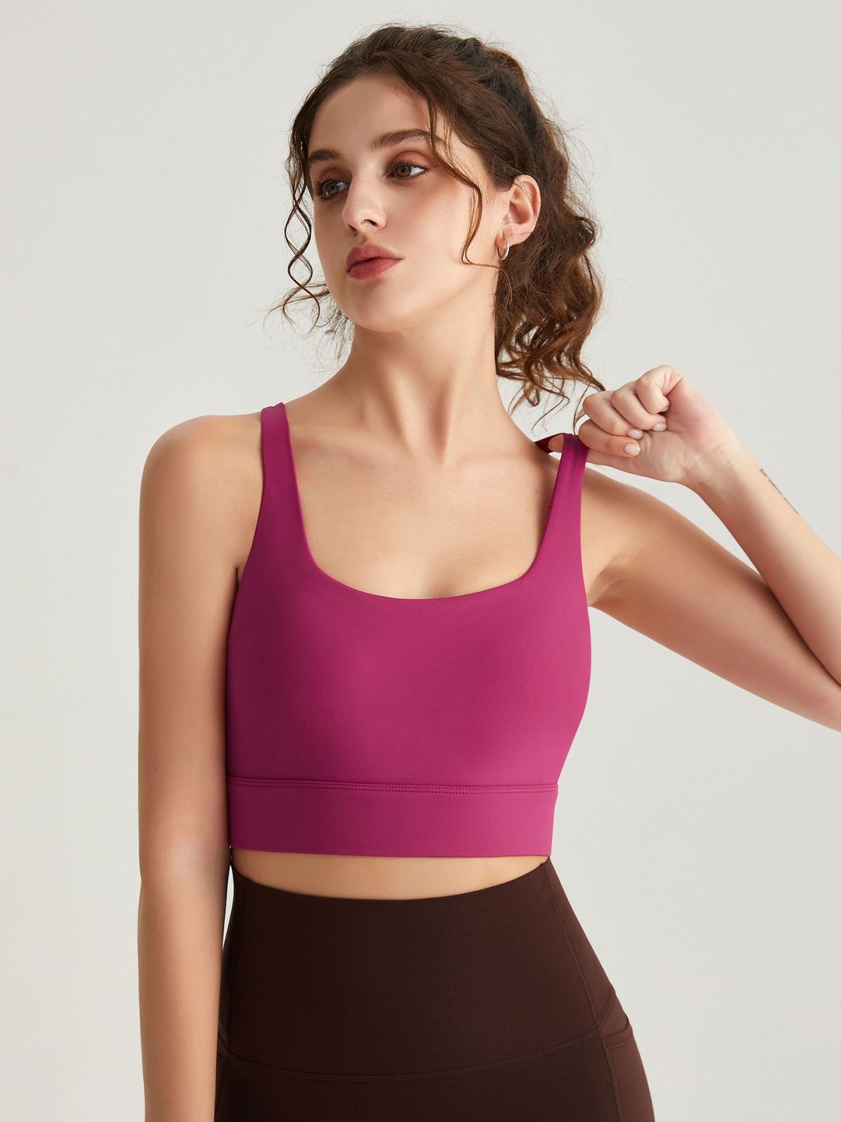 Women's Summer Sports Bra, Shockproof & Breathable Yoga Top With Hollow Cross Straps And Back Beauty Design