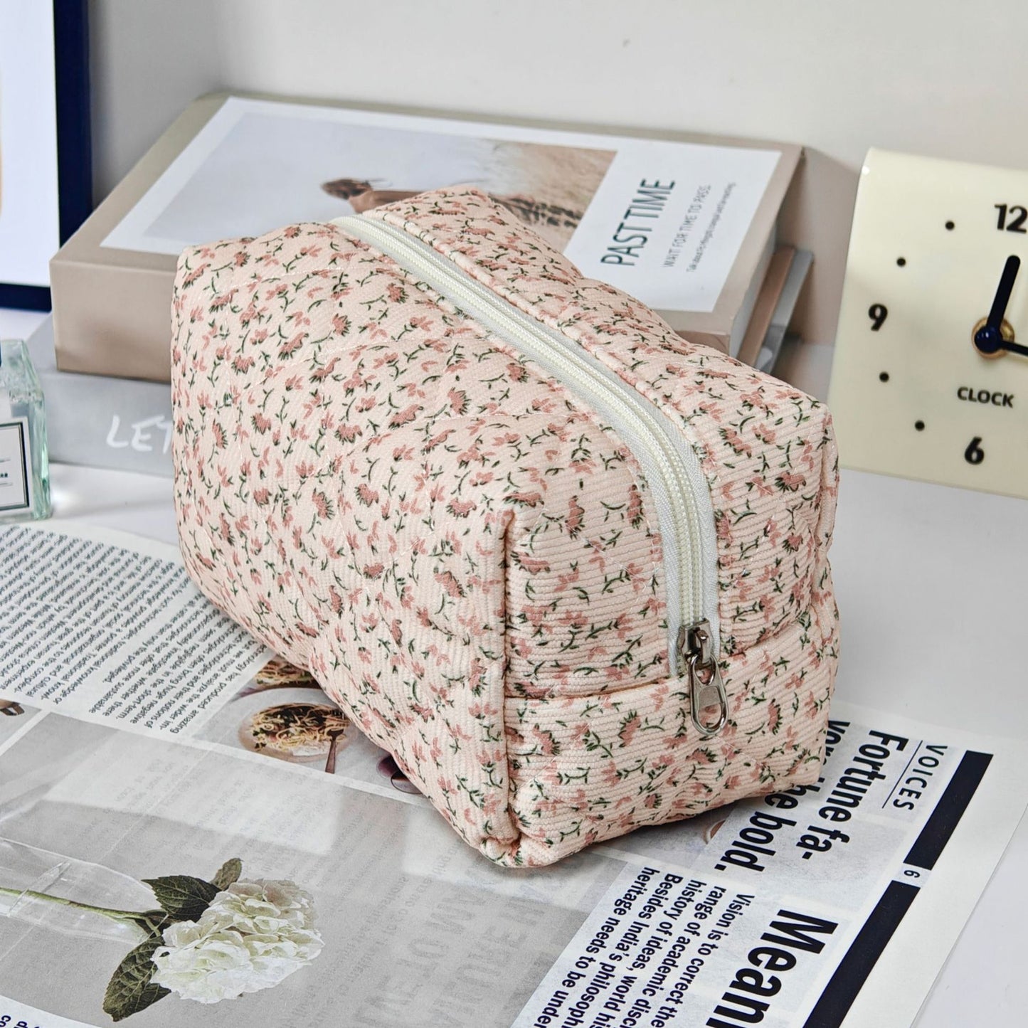 Printed Quilted Makeup Large Capacity Portable Toiletry Bag For Travel
