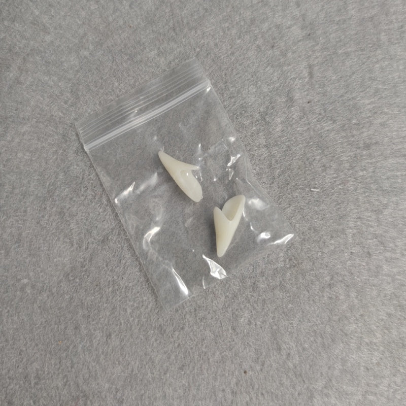 Vampire Dentures Tiger Tooth Tooth Socket Makeup Ball Props