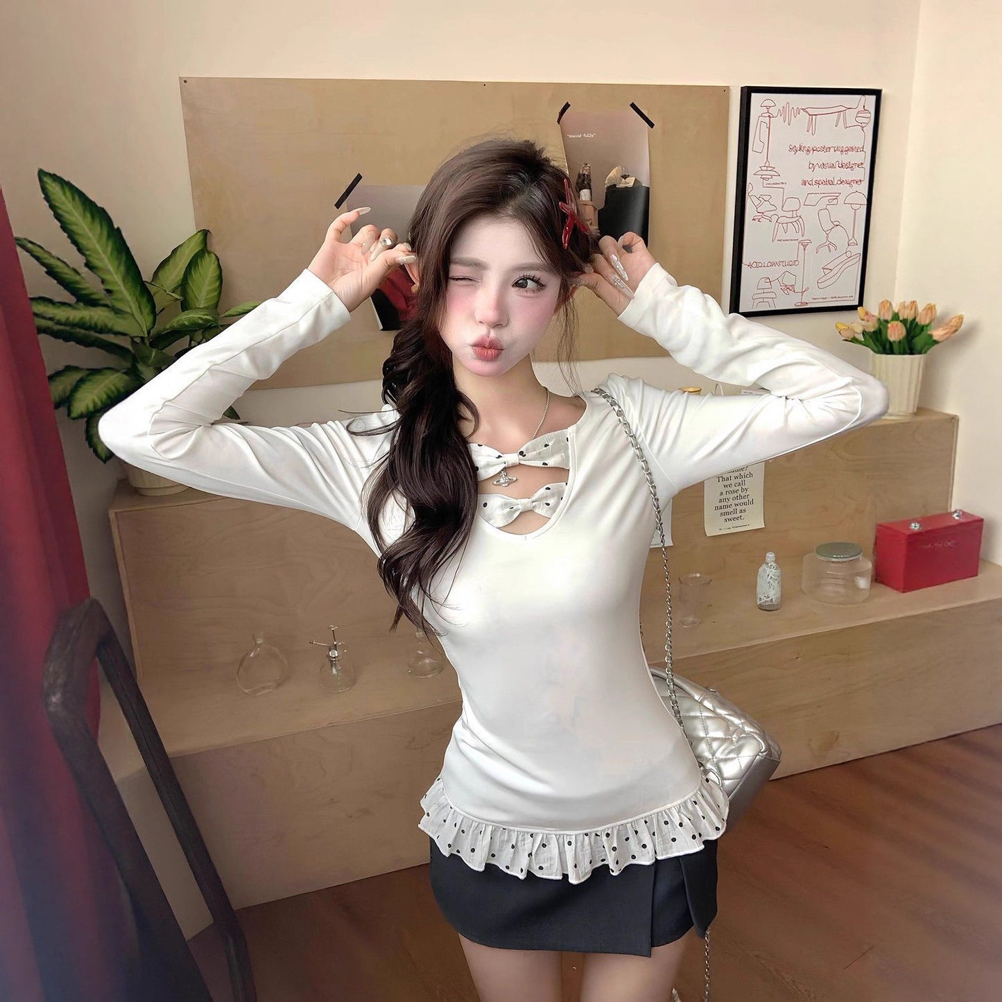 Korean-style Sweet-look Spliced Lace Long-sleeve Bottoming Shirt