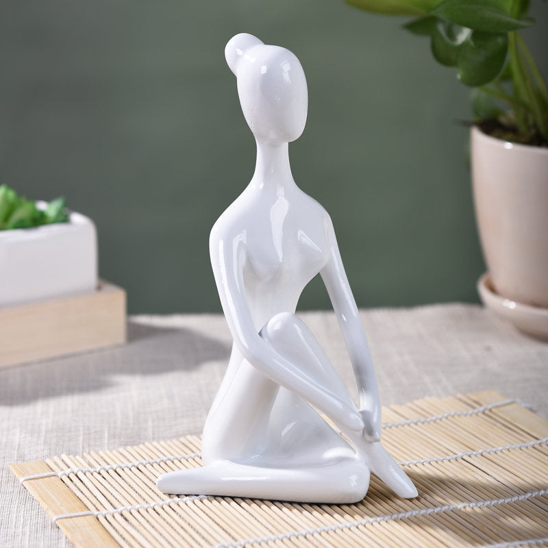 Resin Crafts Creative Abstract Yoga Girl Ornaments