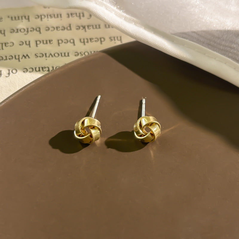 Elegant Vintage Gold Hoop Earrings Women 2026 New Trendy Minimalist Jewelry Gift