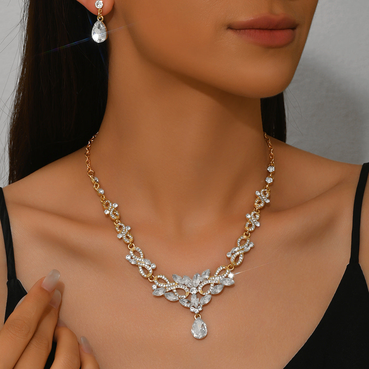Bridal Rhinestone Necklace Earrings Two-Piece Set Wedding Necklace Jewelry Accessories Bridal Accessories Wholesale