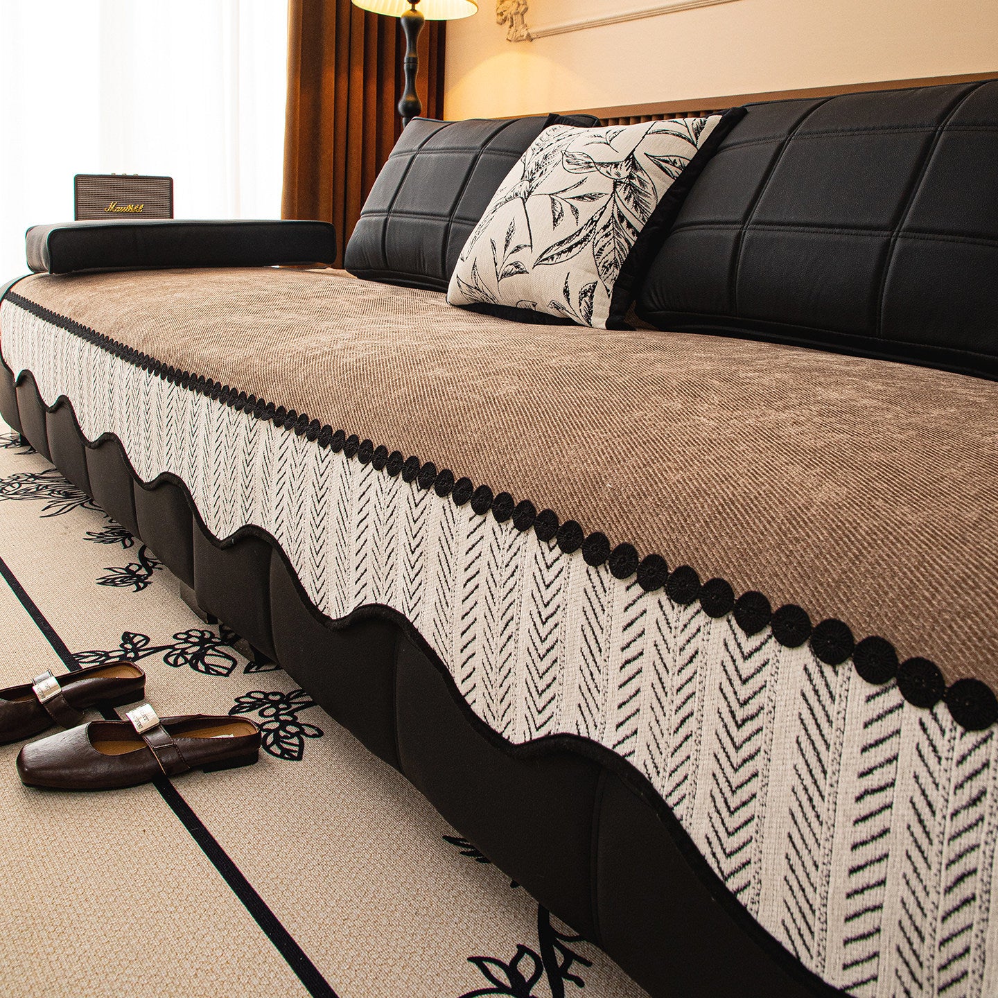 New Lightweight Luxury Straight-edged Chenille Sofa Cushionsingle Piece