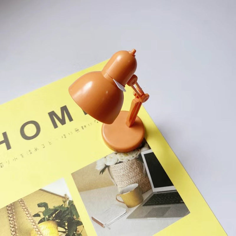 Small Desk Lamp Fridge Magnet Decorative Magnetic Sticker