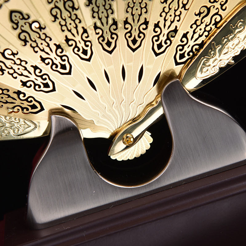 Three-dimensional Gold Fan Peking Opera Facial Makeup Ornamentunique Chinese-style Craft Decoration