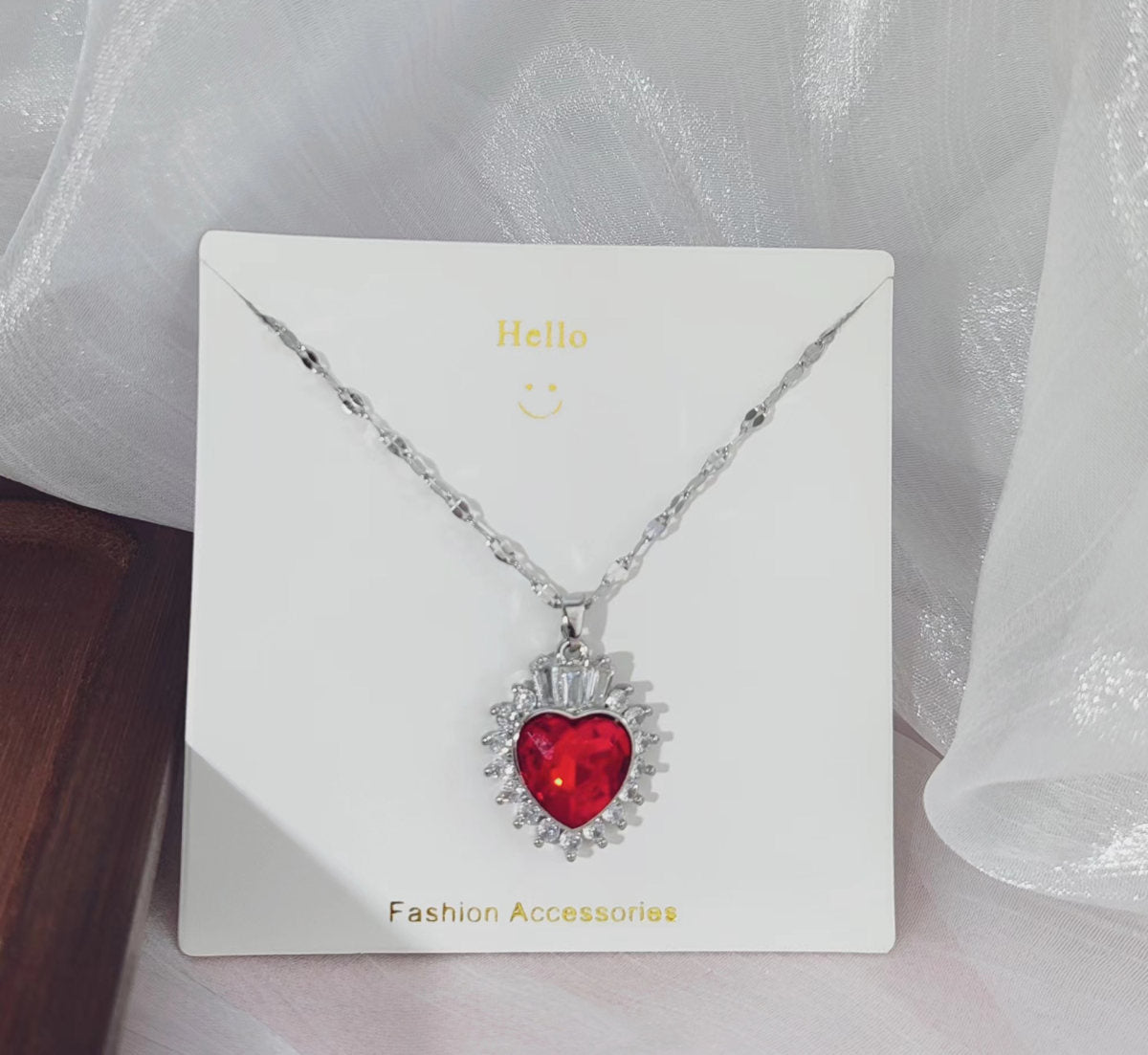 Korean New Zircon Heart Necklace For Women, High-End Fashion Temperament Versatile Collarbone Chain, Popular Live Broadcast Factory Wholesale