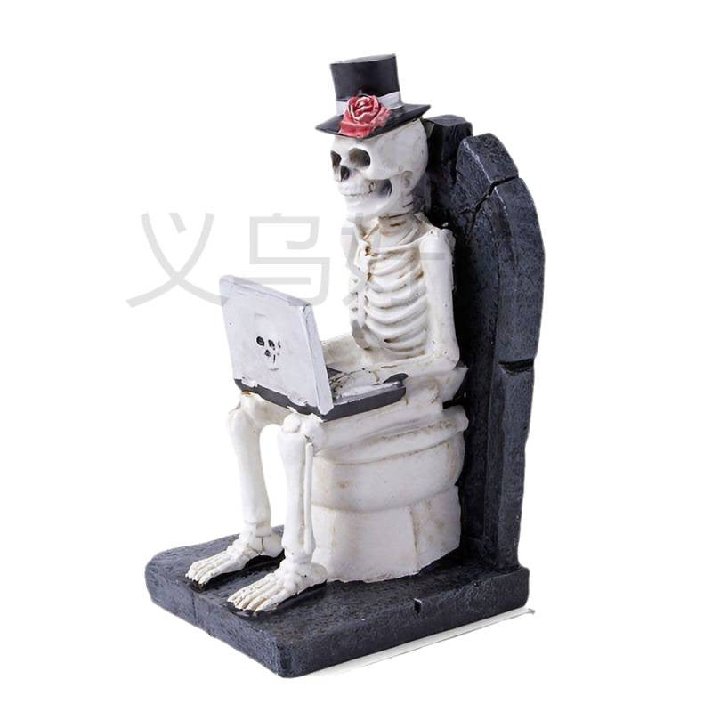 Halloween Horror Funny Skull Watch Computer Statue Ornaments