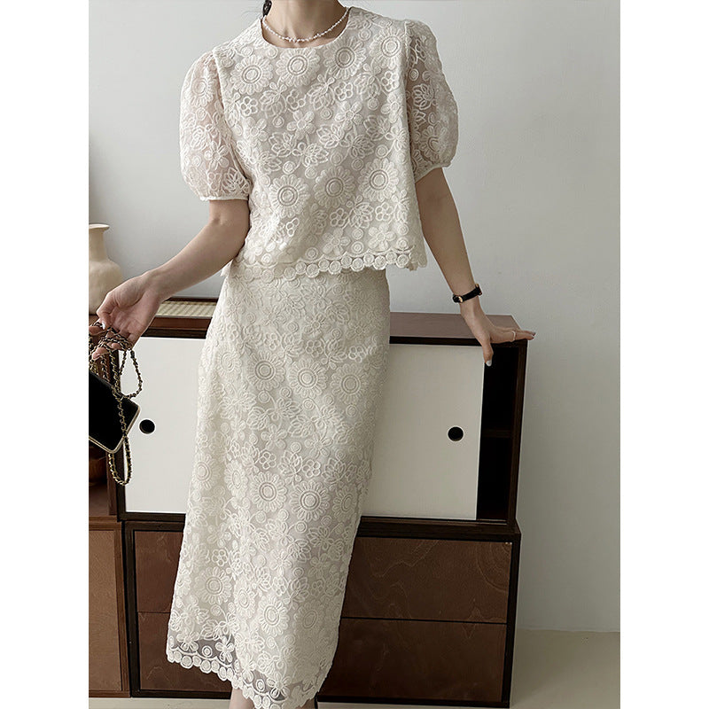 Fashionable Korean-style Top And Skirt Set For Women