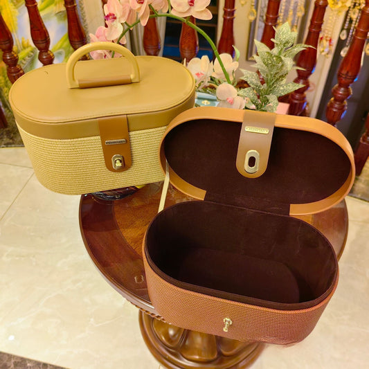 Oval Wheat-ear Pattern Suitcase Candy Box Leather Gift Box