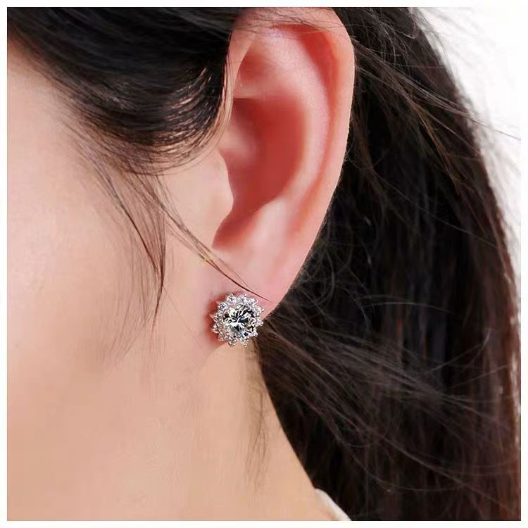 Silver Plated Japanese Korean Gem Crystal Jewelry Set, Simulated Moissanite Sunflower Stud Earrings, Ladies Ring & Pendant Necklace Gift Set For Girlfriend