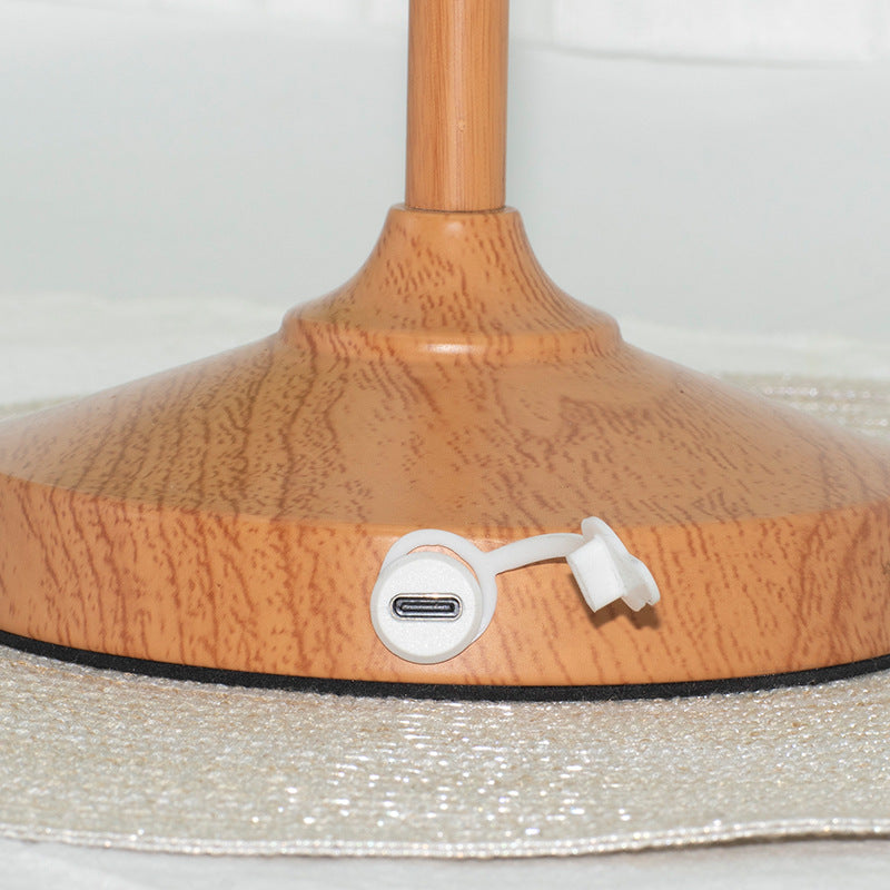American Retro Zhongshan French Atmosphere Charging Lamp