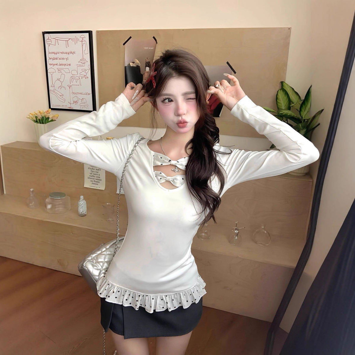 Korean-style Sweet-look Spliced Lace Long-sleeve Bottoming Shirt