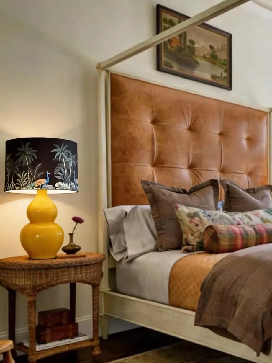 French-style Smart Remote-Controlled Table Lamp