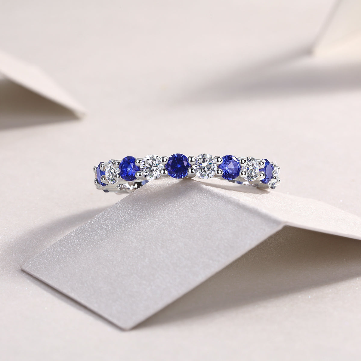 2.4g S925 Sterling Silver Platinum Plated Eternity Ring  Synthetic Blue Sapphire & White Stone Alternating Band, Dainty Hollow Promise Ring For Women, Jewelry Gift Box Set