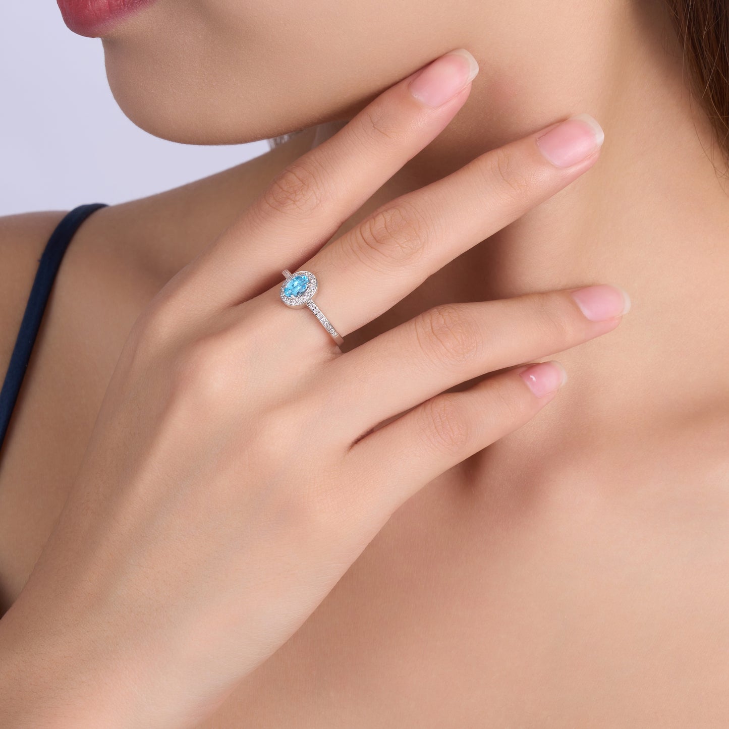 S925 Sterling Silver Platinum Plated Ring  Oval Cut Blue Topaz Halo Band 2g Dainty Promise Ring For Women Fashion Jewelry Gift Box Set