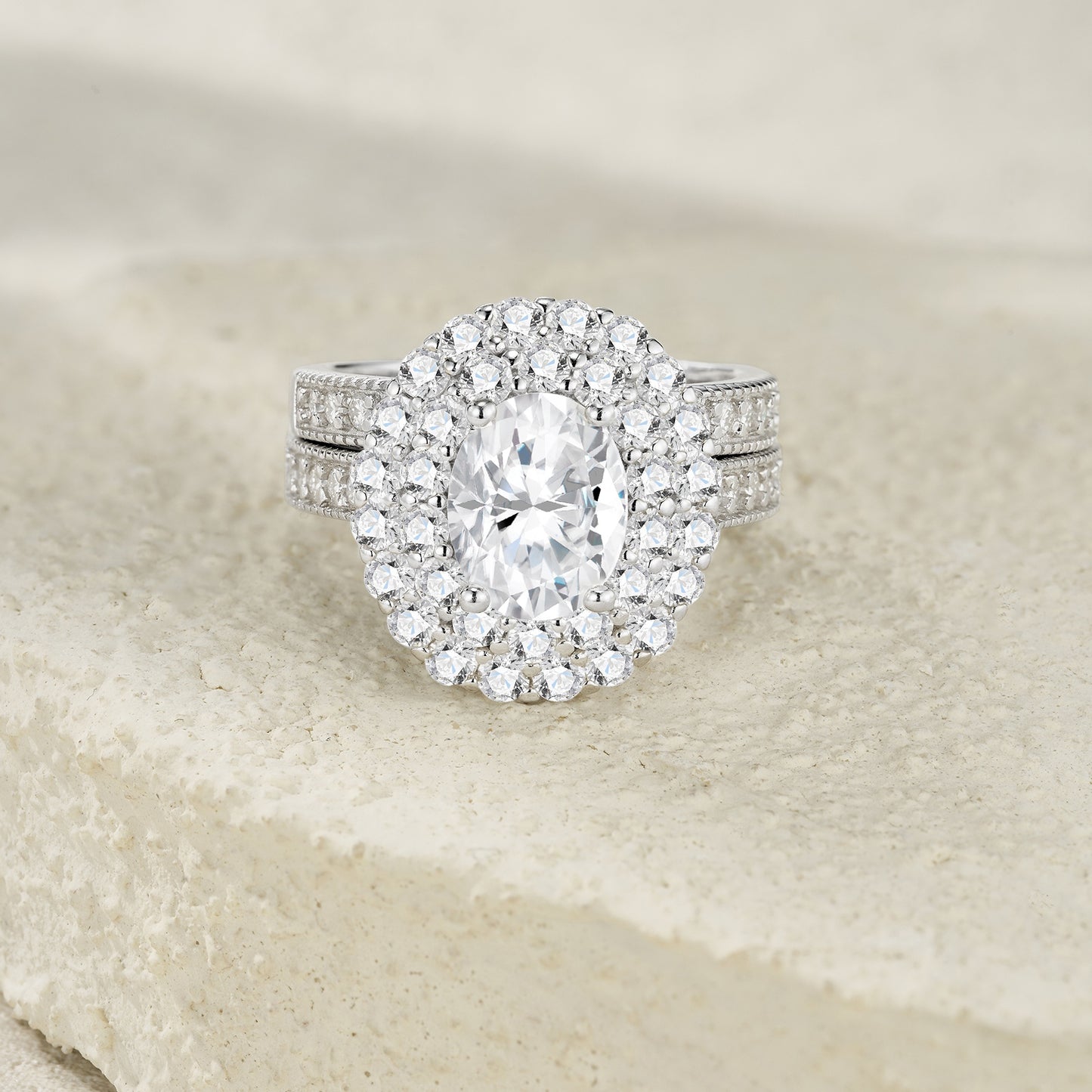 Engraved With Top-quality Moissanite, This Luxurious And Fashionable Minimalist Jewelry Set Features Exquisite Silver Accessories For Ladies. Made Of S925 Silver With Electroplated Platinum.