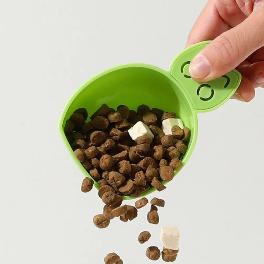 Pet Food Scoop Plastic Grain Spoon Multifunctional Timed Quantitative Feeding Spoon Safe Non-Toxic Pet Food Measuring Scoop