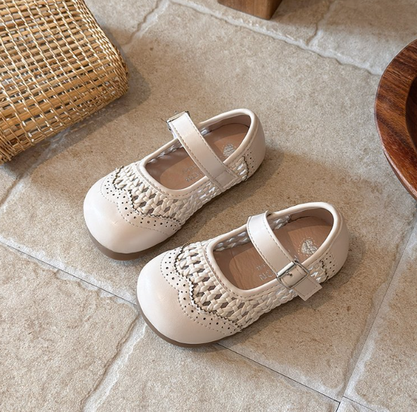 2026 Spring Summer New Korean Style Girls Hollow Out Leather Sandals, Woven Style Princess Shoes, Kids Soft Sole Breathable Versatile Flats