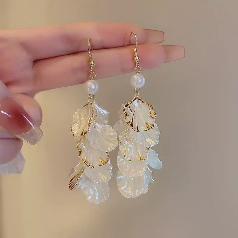 2026 New Petal Tassel Pearl Drop Earrings For Women, French Elegant Light Luxury High-End Dangle Hook Earrings, Chic Clip On Earrings For Non-Pierced Ears