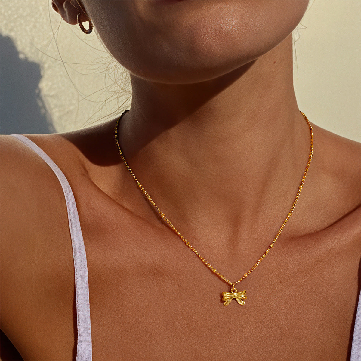 Best Selling European American Jewelry, Niche Bow Design Necklace Inlaid Pearls, Elegant Versatile Clavicle Chain For Women