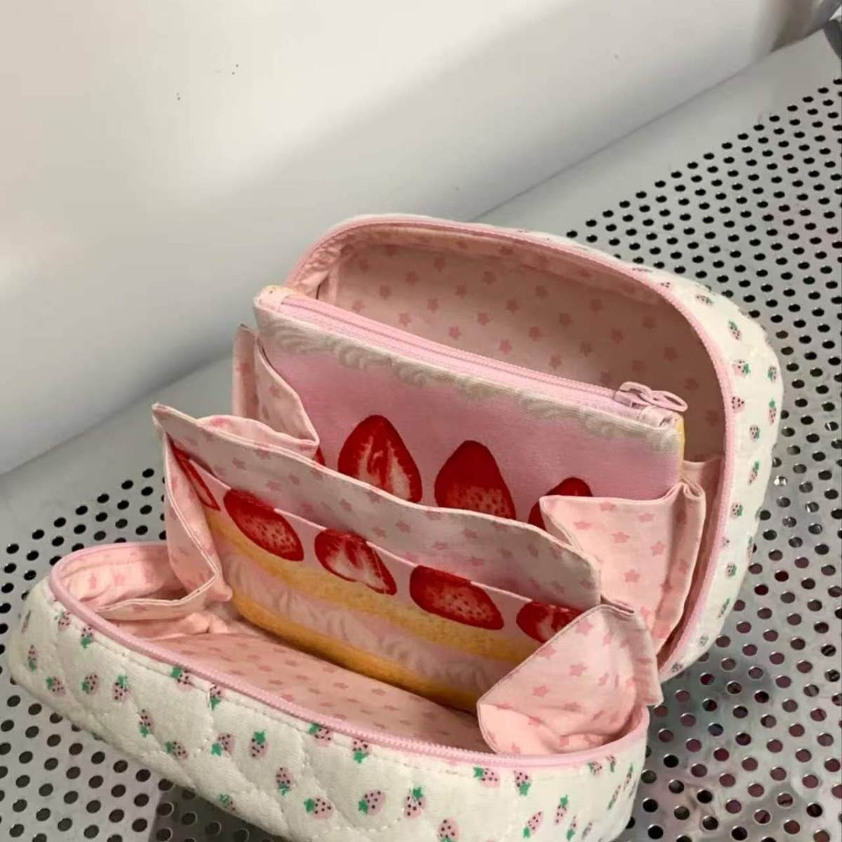 Strawberry Toast Tri-Fold Storage Bag