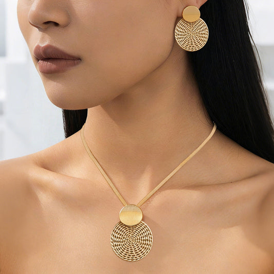 Cross-border European American Exaggerated Round Jewelry Set, Retro Premium Texture Metal Geometric Matching Necklace & Stud Earrings For Women