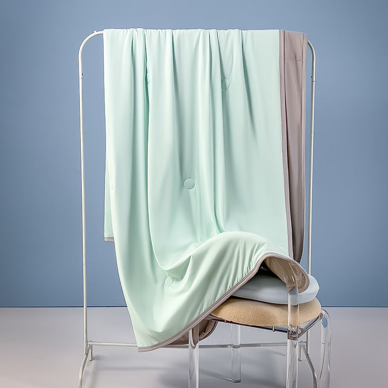 Class A Maternal InfantGrade Cooling Silk Summer Quilt MachineWashable For Single Or Double Beds