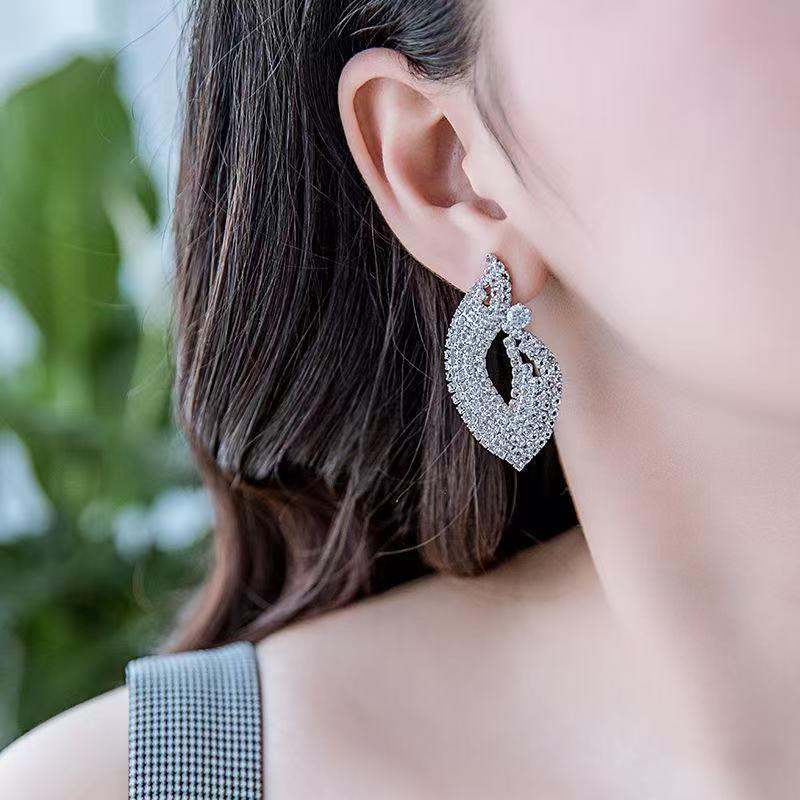 Korean Bold Full Rhinestone Studs, Sparkling Movable Elegant Women Earrings