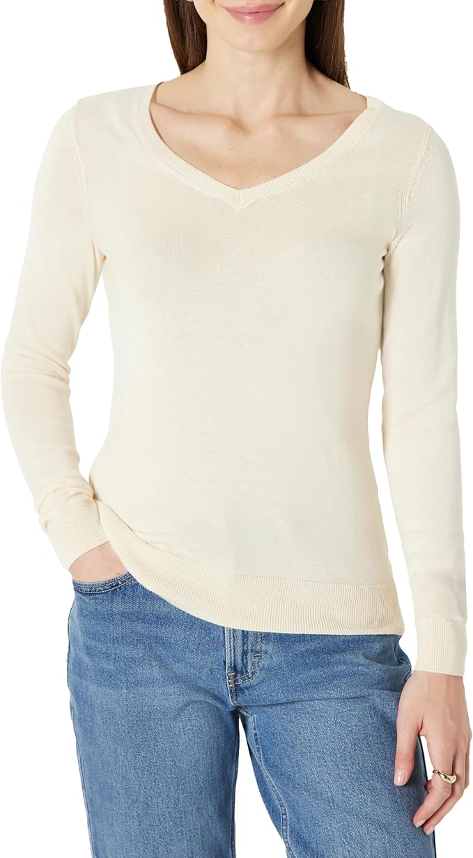 Amazon Essentials Women's Regular-Fit Lightweight Long-Sleeve V-Neck Sweater