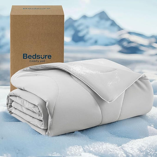 Bedsure Premium Cooling Blanket for Medium Dog - Q-MAX>0.5, Breathable Summer Washable Cold Pet Throw Blanket, Soft Durabl...