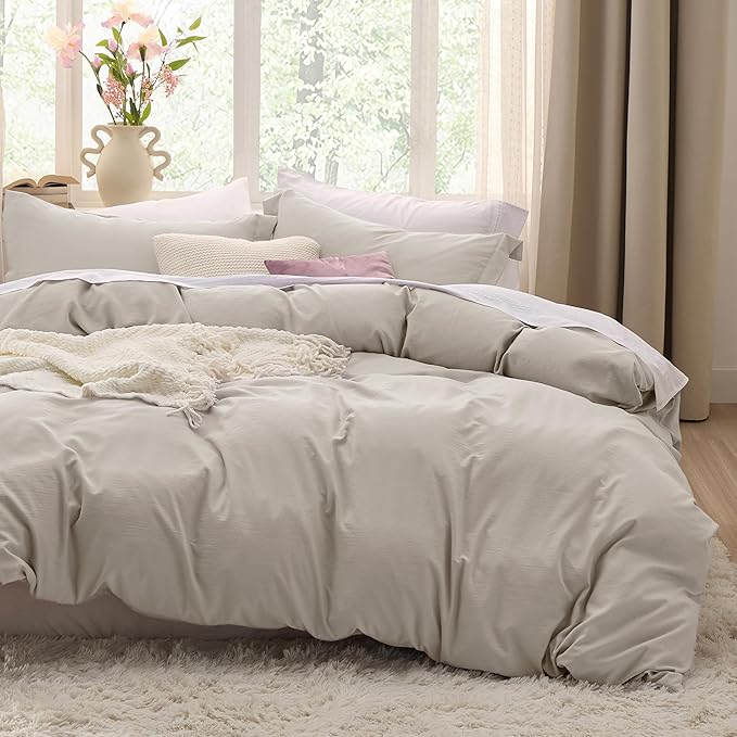 Bedsure Duvet Cover Queen Size - 3 Pieces Prewashed Extra Soft Bedding Set, Includes 1 Duvet Cover 90x90 Inches with Zippe...