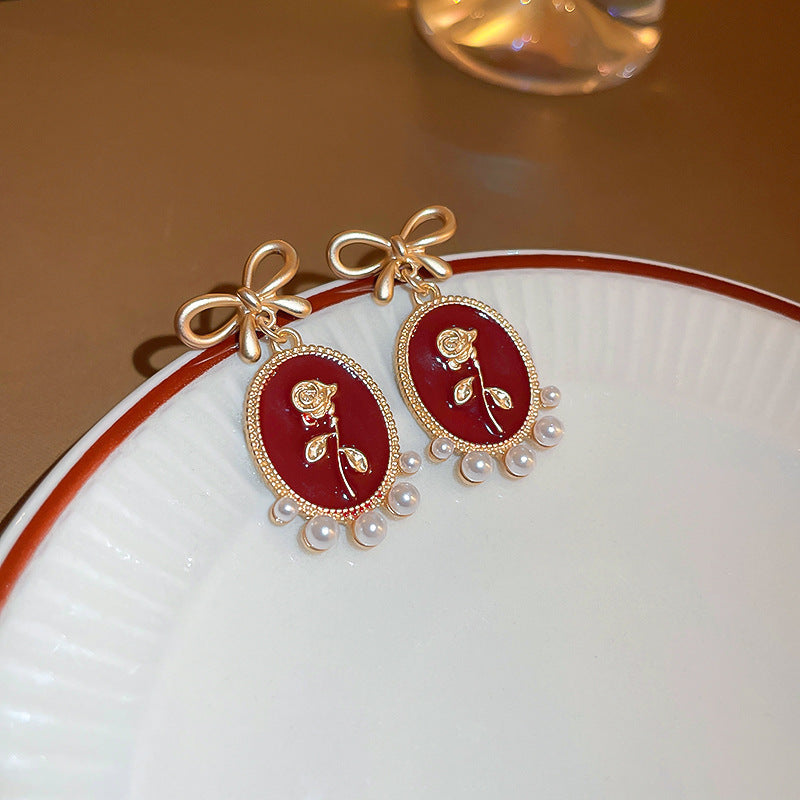 Niche Vintage Retro Earrings Women Medieval Stud Earrings Elegant Premium Jewelry