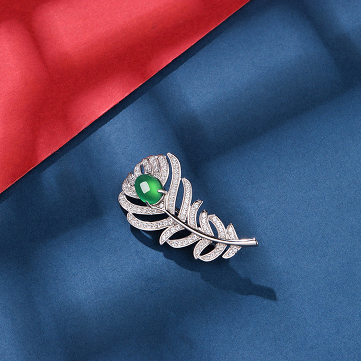 S925 Sterling Silver Feather Brooch, 8x6mm Cabochon Green Chrysoprase, Platinum Plated 4.6g, Elegant Leaf Brooch Pin For Women With Gift Box