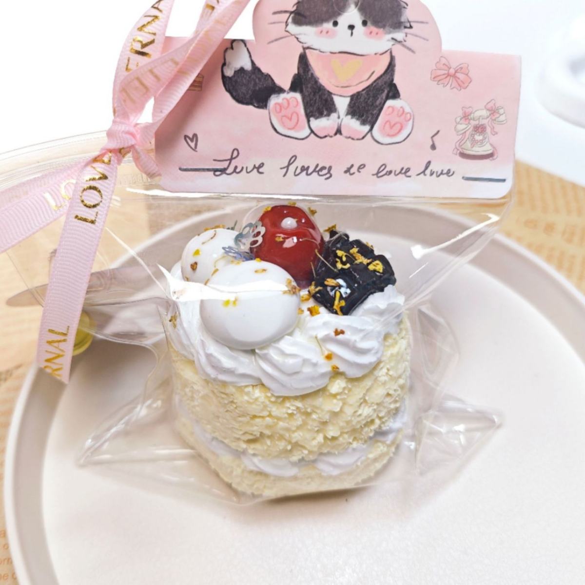 Chocolate Cream Shaped Three Layer Food Grade Silicone Not Made Of TPR