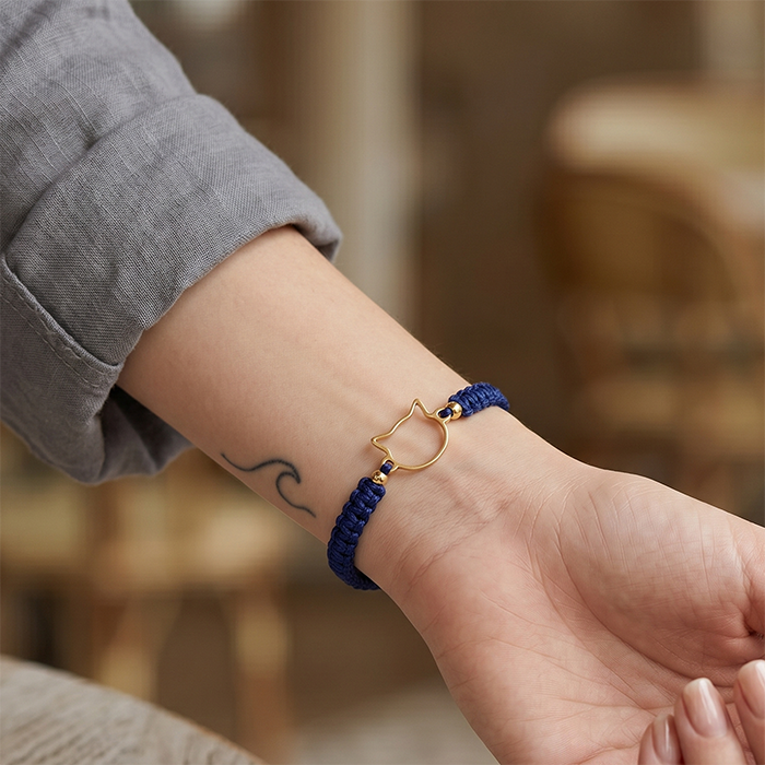 Minimalist Cat Outline Cord Bracelet - 18K Gold Plated Stainless Steel Waterproof String Bracelet - Cute Animal Jewelry Gift For Cat Lovers Men Wome