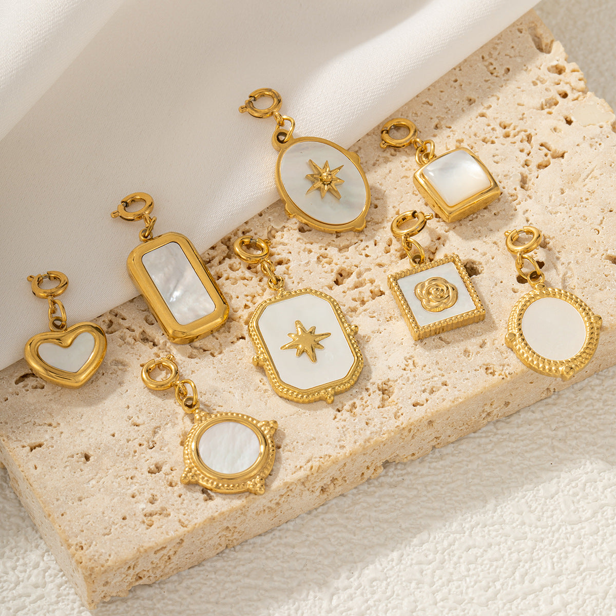 Gold-plated Accessories Traditional-style Pendants DIY Jewelry Handmade Components With Bead-setting Holes