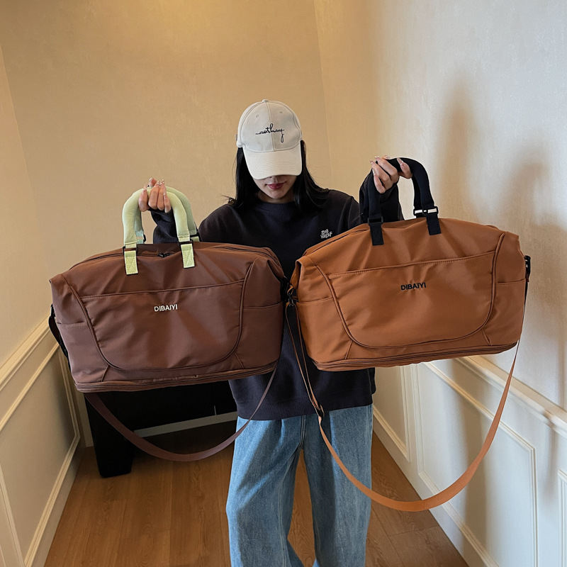 Lightweight Crossbody Sports Fitness Bag