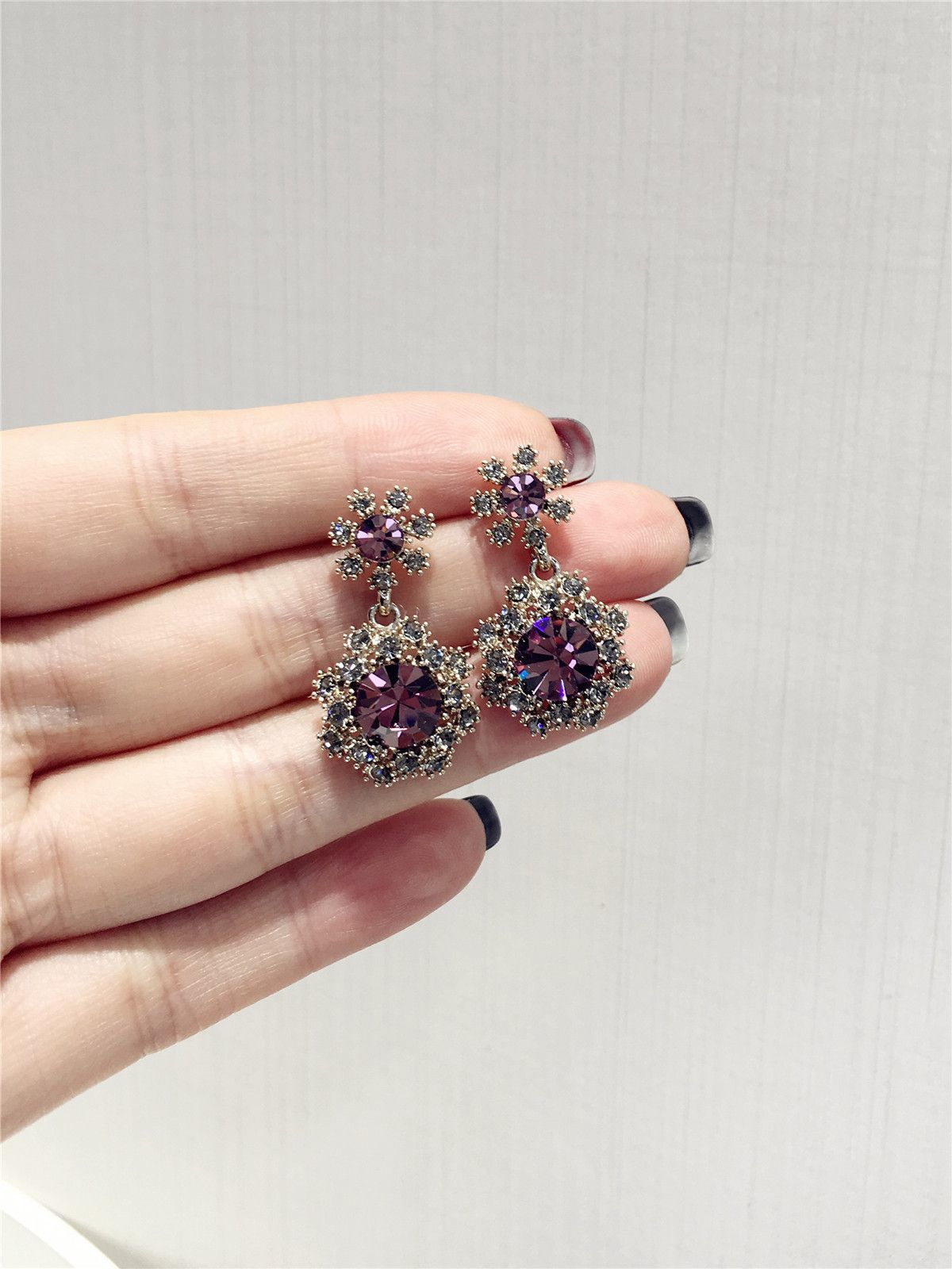 New Korean Style Vintage Antique Shiny Rhinestone Stud Earrings, Influencer Elegant Socialite Glitter Drop Trendy Jewelry For Women