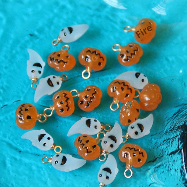 Halloween Mini Frosted Little Ghost Pumpkin Stereo Resin Pendants Accessories