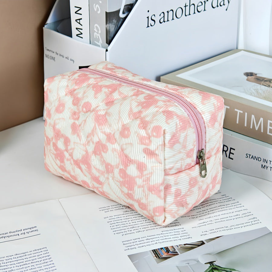 Printed Quilted Makeup Large Capacity Portable Toiletry Bag For Travel