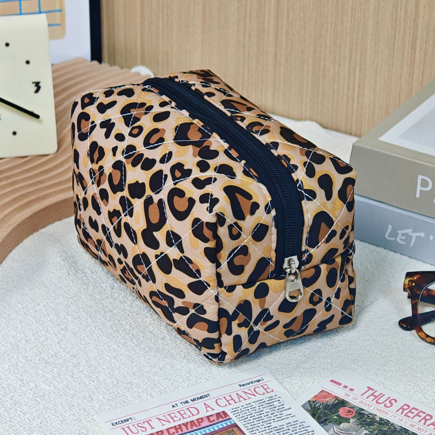 Printed Quilted Makeup Large Capacity Portable Toiletry Bag For Travel