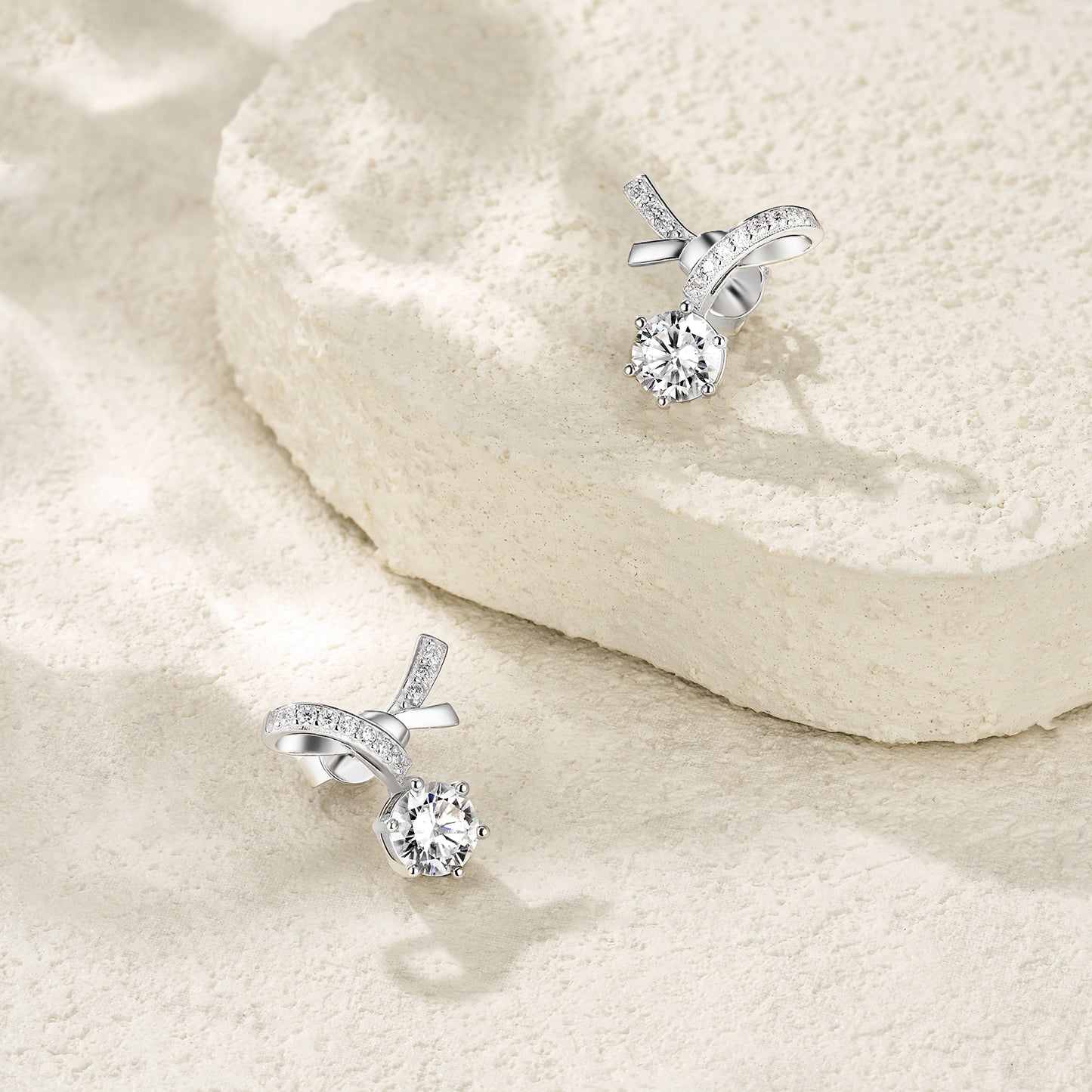 S925 Sterling Silver Bowknot Stud Earrings, 1ct D-VVS1 Moissanite, Pave Ribbon Design, Platinum Plated 3.5g, GRA Certified Jewelry Gift Box