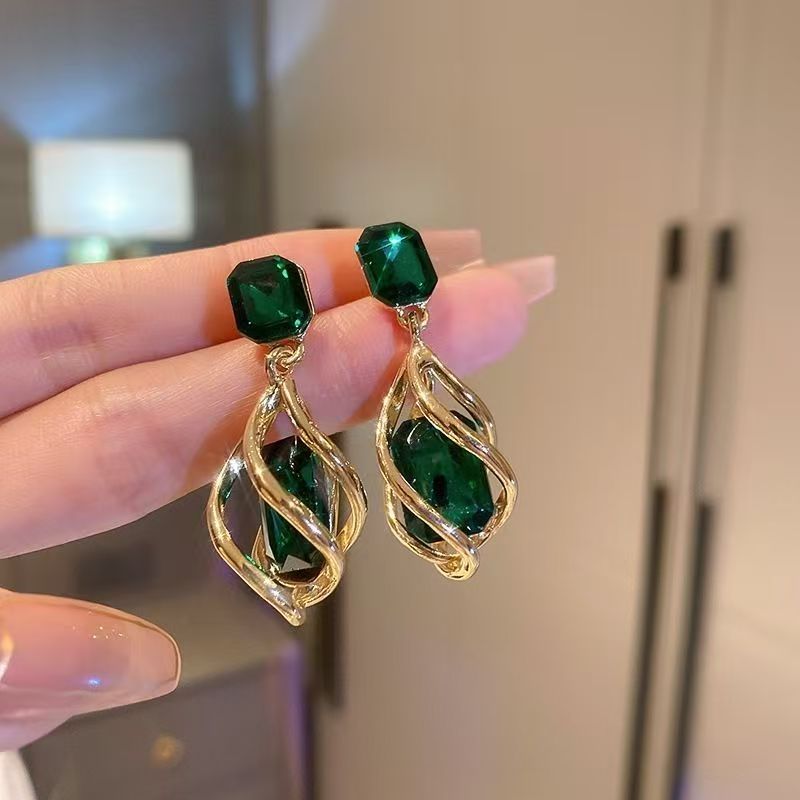 Women's Luxury Emerald Geometric Teardrop Earrings With Inlaid Diamonds, Retro Fashion Personal Dangle Studs, Versatile Elegant Light Luxury Ear Jewelry